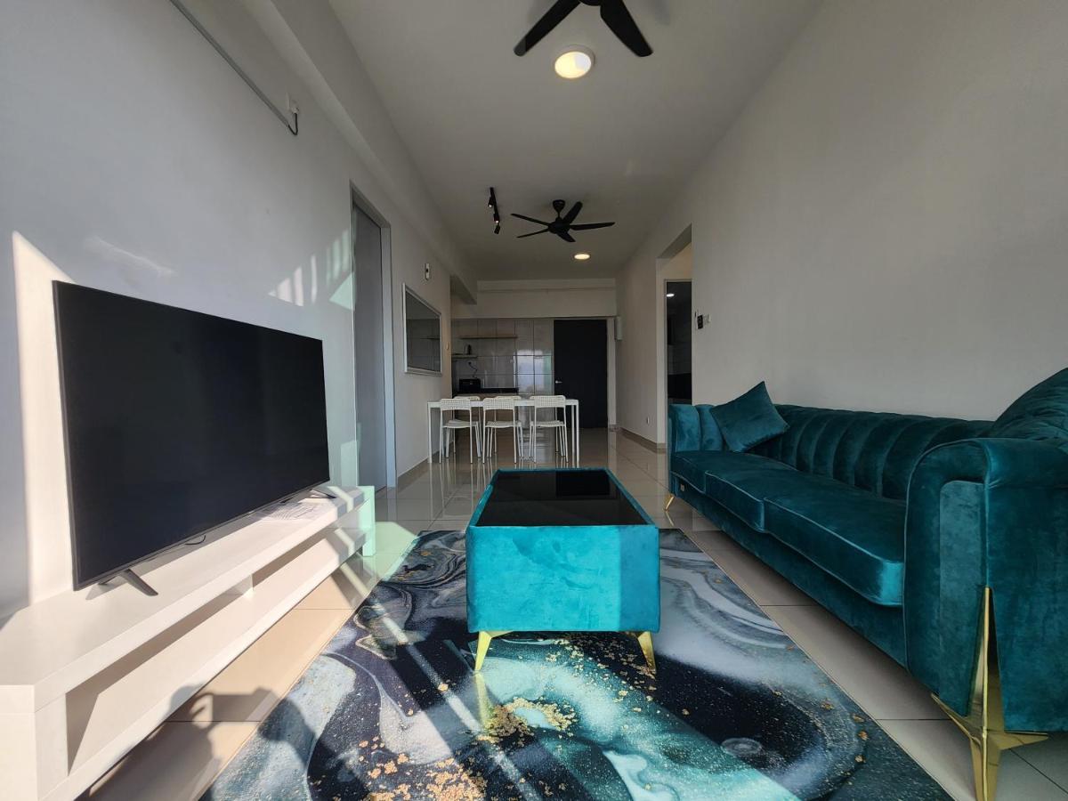 Praicon Tower - Premium Suite Butterworth Eksteriør billede