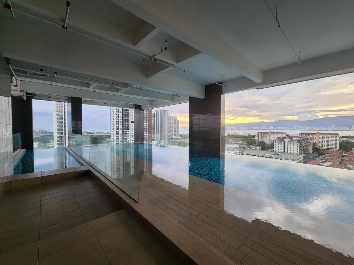 Praicon Tower - Premium Suite Butterworth Eksteriør billede