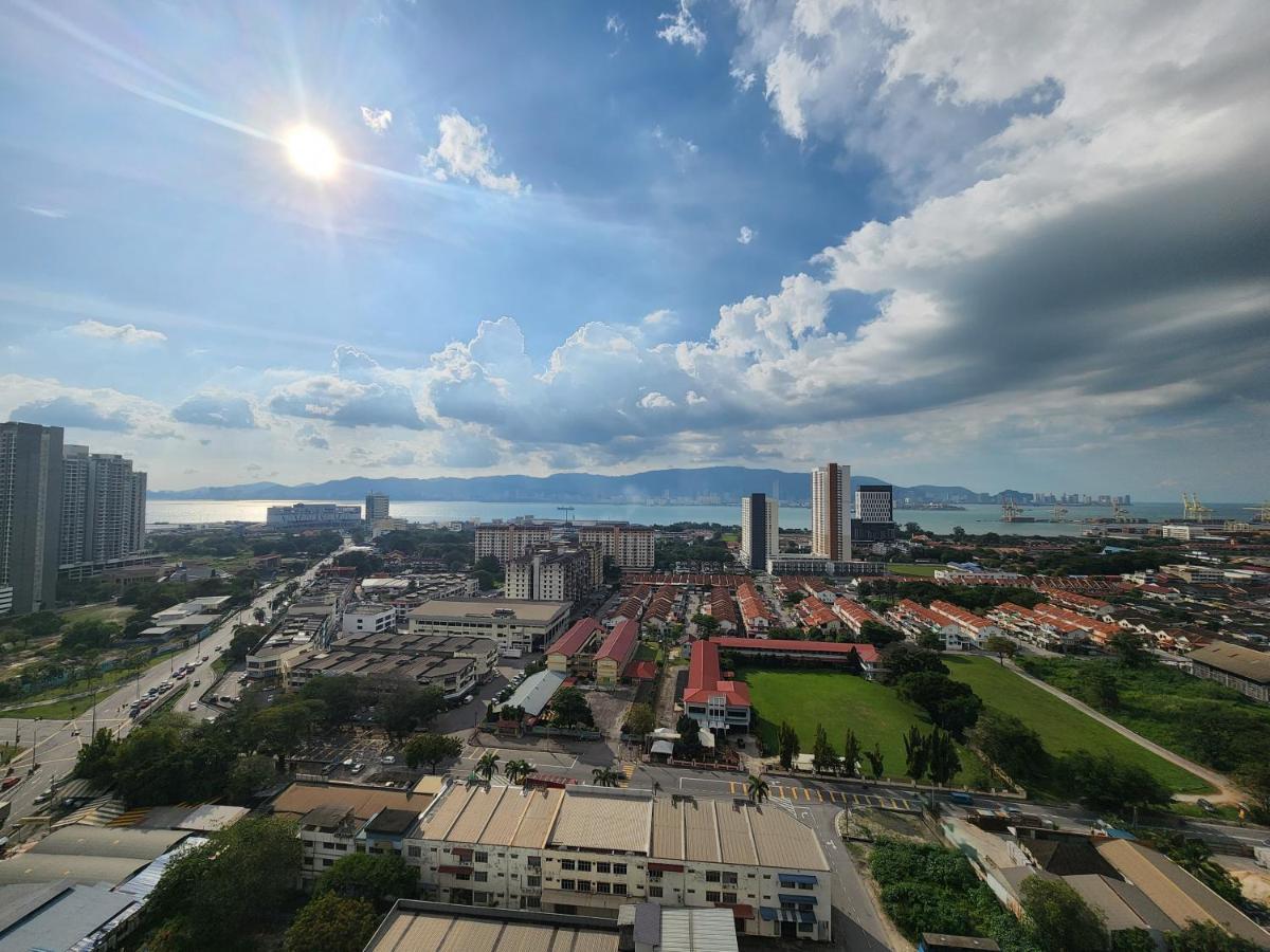 Praicon Tower - Premium Suite Butterworth Eksteriør billede