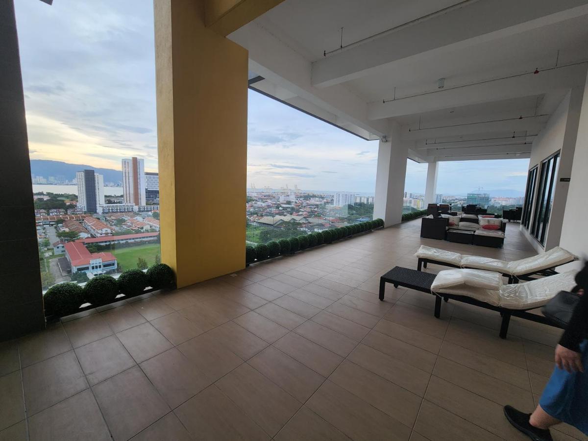 Praicon Tower - Premium Suite Butterworth Eksteriør billede