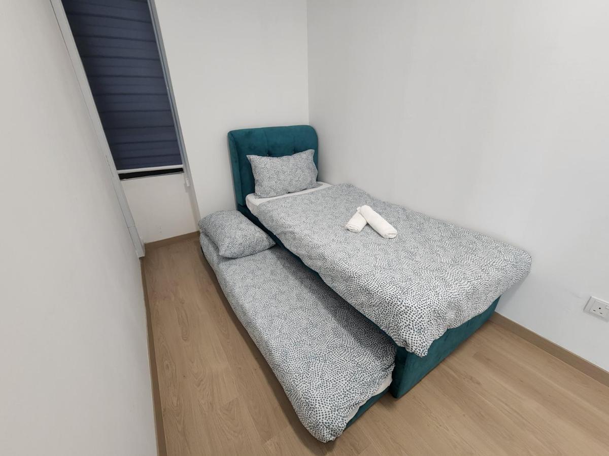 Praicon Tower - Premium Suite Butterworth Eksteriør billede