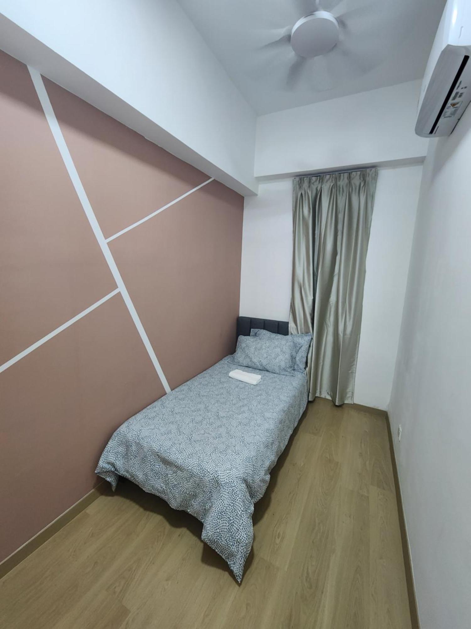 Praicon Tower - Premium Suite Butterworth Eksteriør billede